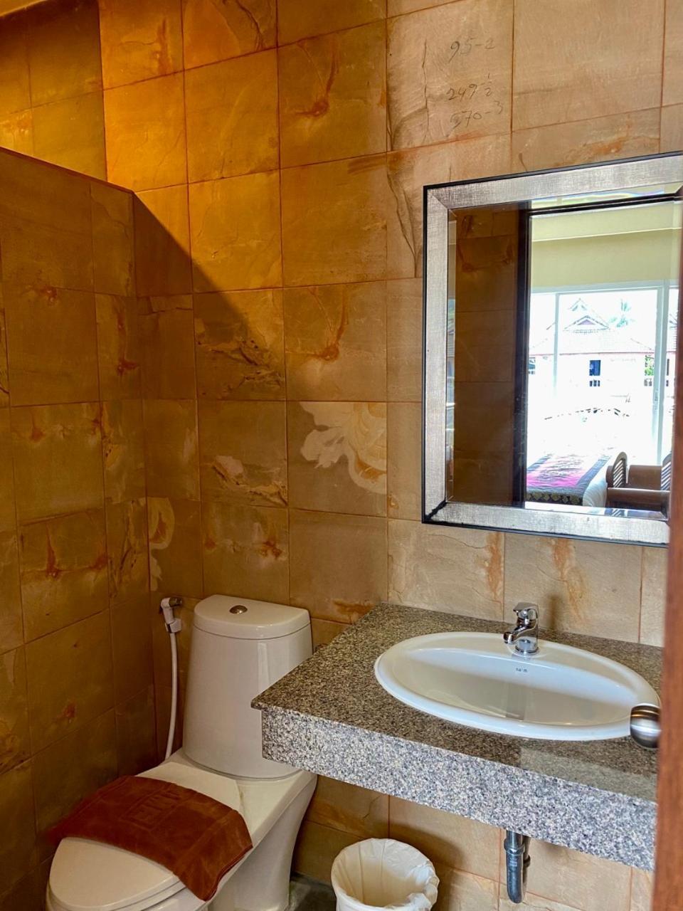 Baan Sudarat Hotel Phuket Værelse billede